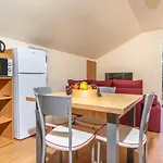 Spacious House With Pool In 別荘 プラゼーレス