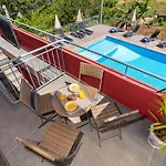 Spacious House With Pool In プラゼーレス