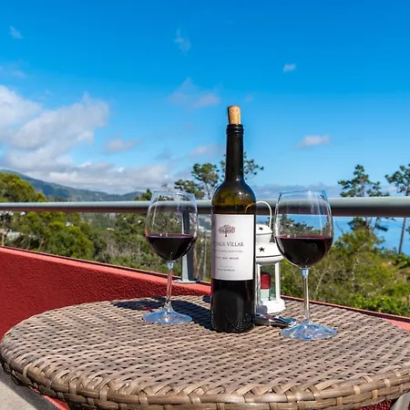 Ferienhaus Spacious House With Pool In Prazeres