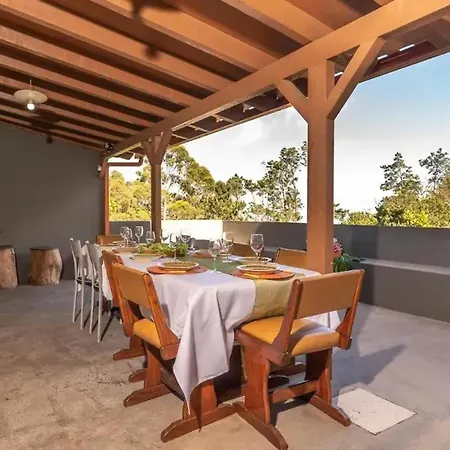 Spacious House With Pool In